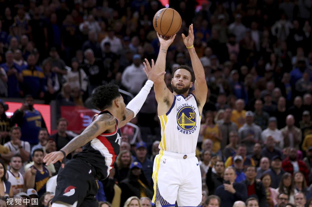 在现代足球 在现代足球