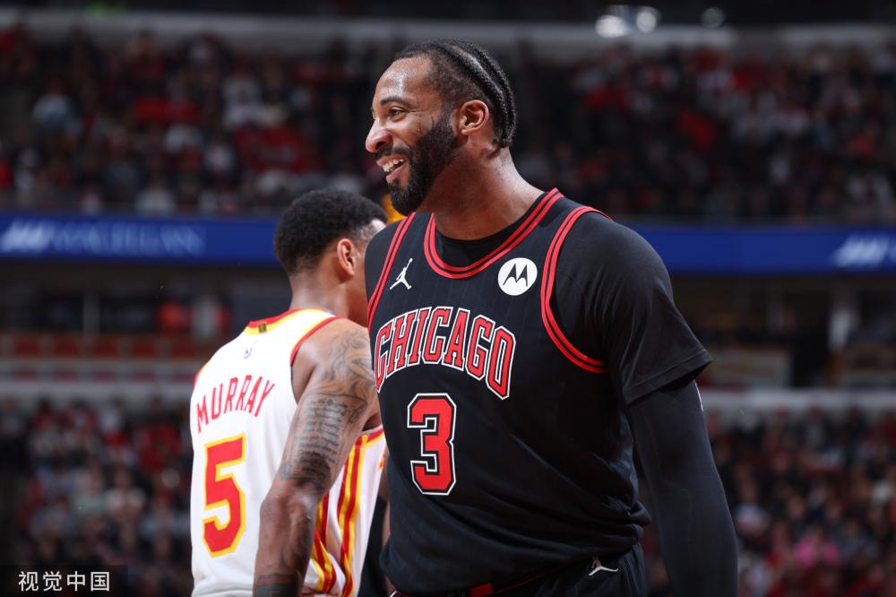 整个球队的 整个球队的