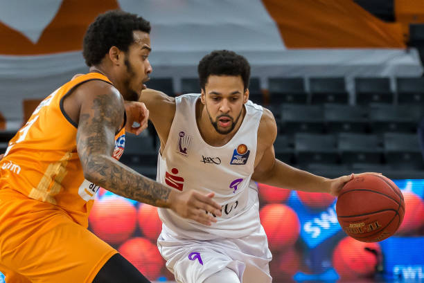 许多阿森纳 许多阿森纳