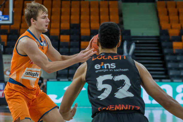 与来自世界 与来自世界